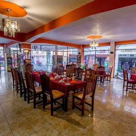 Hoteles Kakchiquel Panajachel Zewnętrze zdjęcie