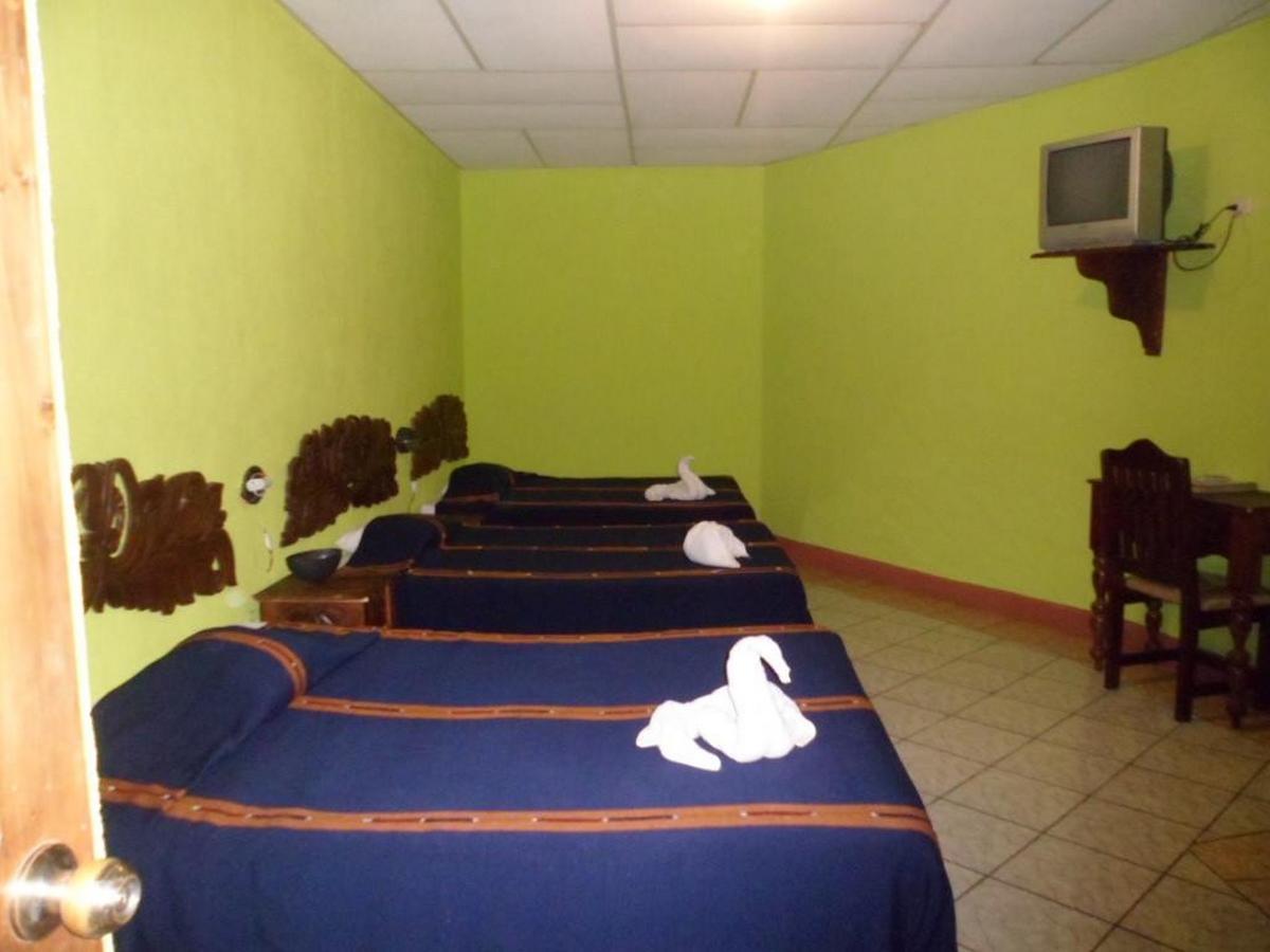Hoteles Kakchiquel Panajachel Zewnętrze zdjęcie