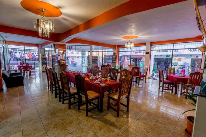 Hoteles Kakchiquel Panajachel Zewnętrze zdjęcie